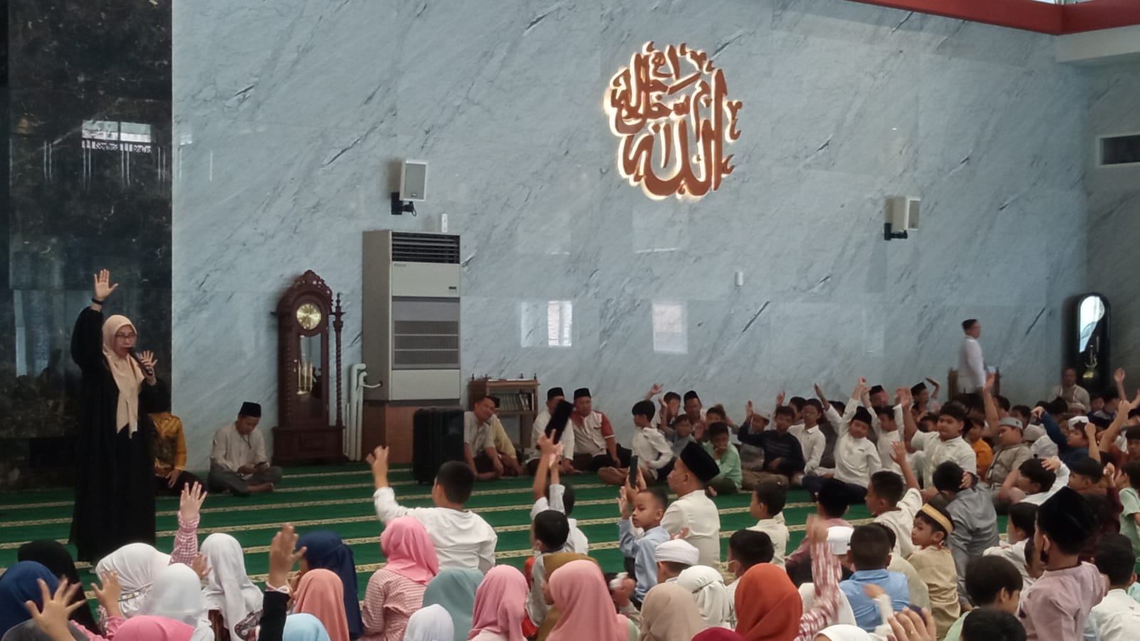 Pembukaan Pesantren Ramadhan 1446H SD Hj. Isriati Baiturrahman 1 Semarang