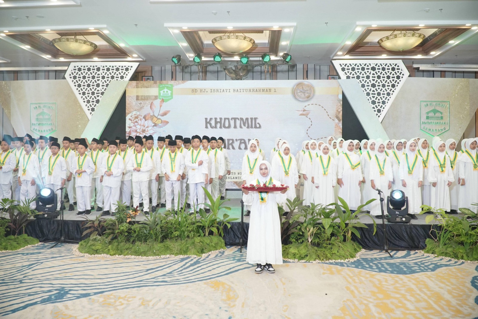 Akhirussanah dan Khotmil Qur’an Kelas 6 Angkatan XXXV SD Hj. Isriati 1 Semarang