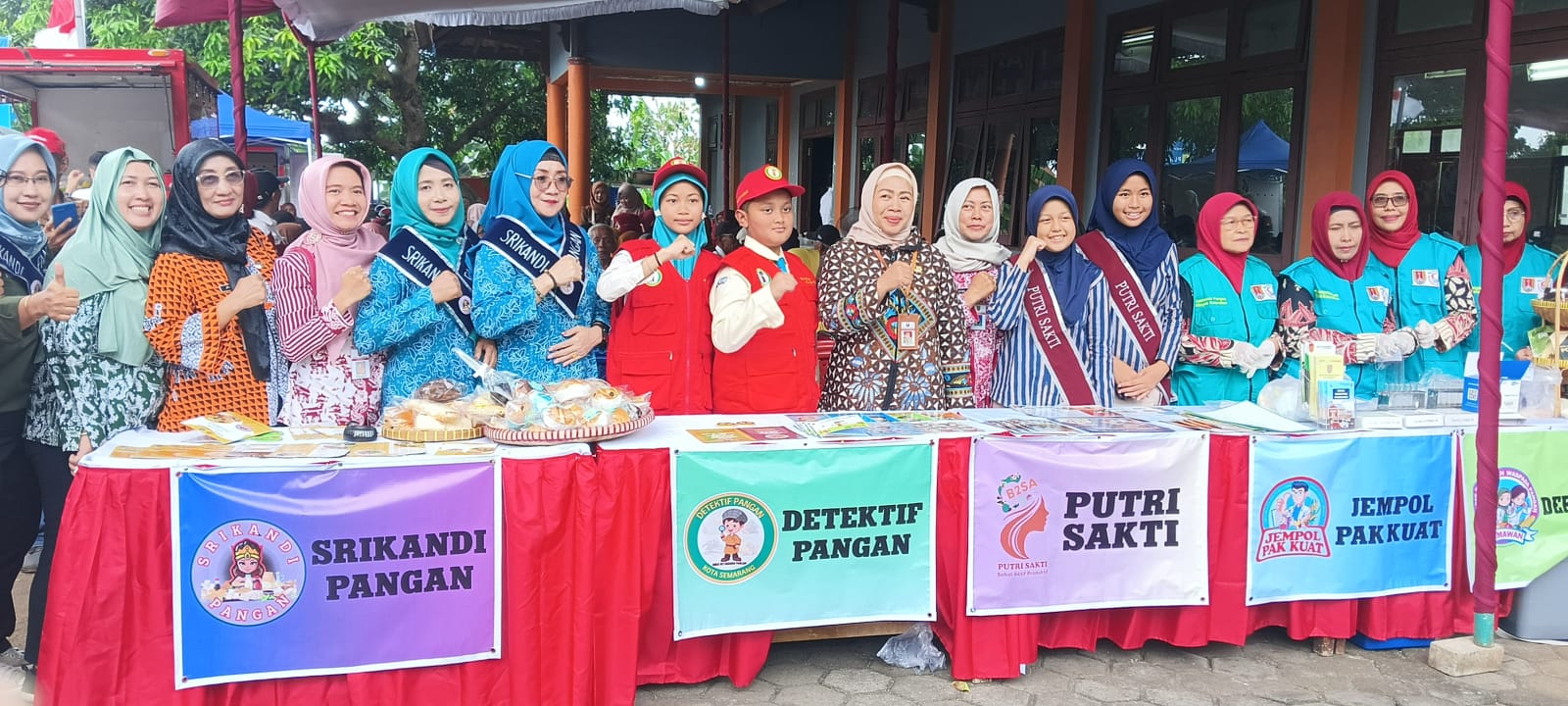 DETEKTIF PANGAN SD HJ. ISRIATI BAITURRAHMAN 1 SEMARANG MERIAHKAN KEGIATAN KETAHANAN PANGAN “KEMPLING SEMAR” 2025